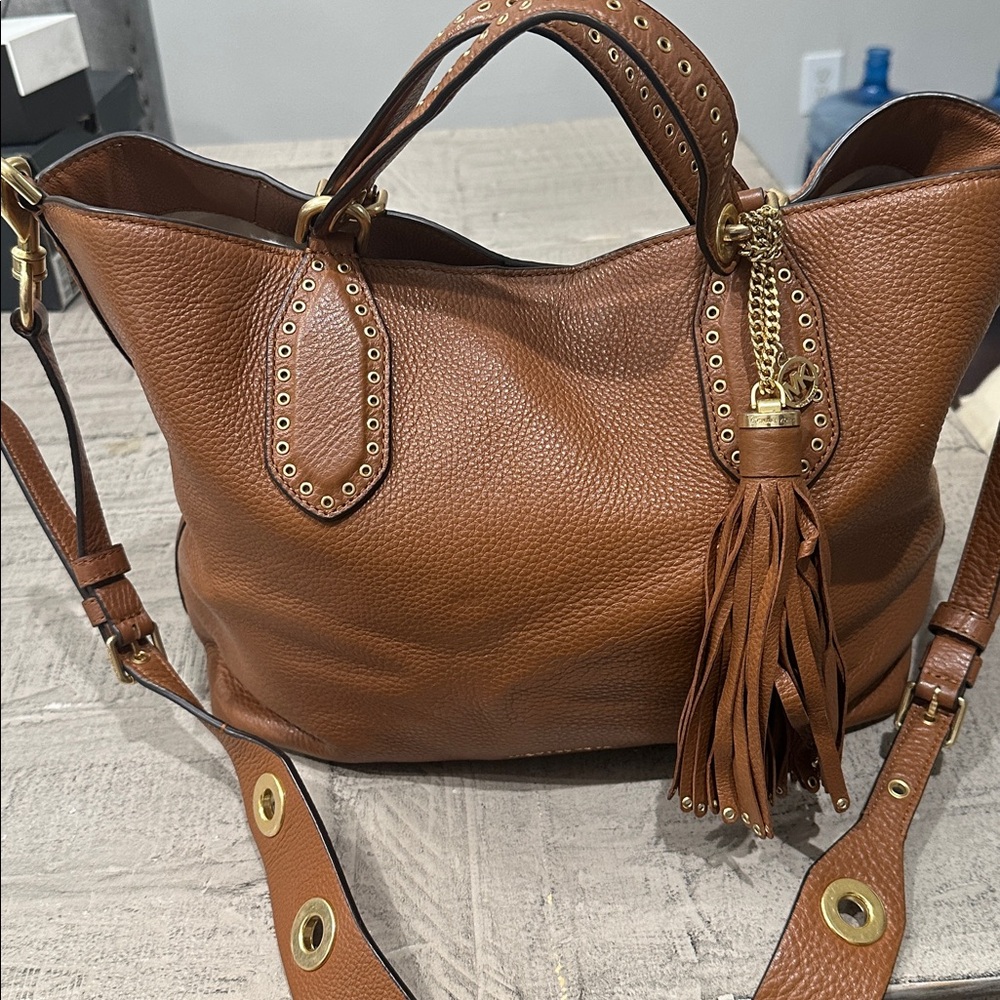 Michael Kors  Leather Shoulder Bag with Gold Accents - Picture 2 of 8